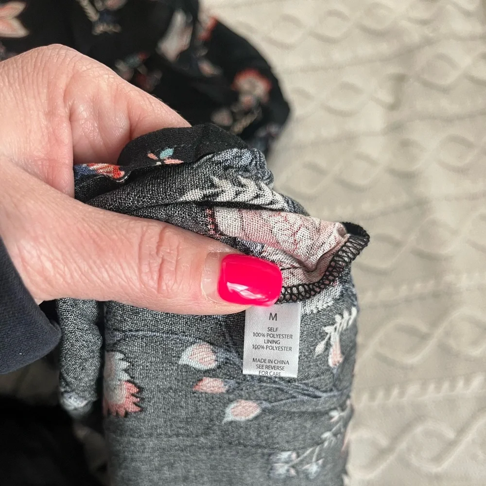 Wishlist Apparel Floral Black and Pink Women's Mid Calf Dress Size Medium - Picture 11 of 16